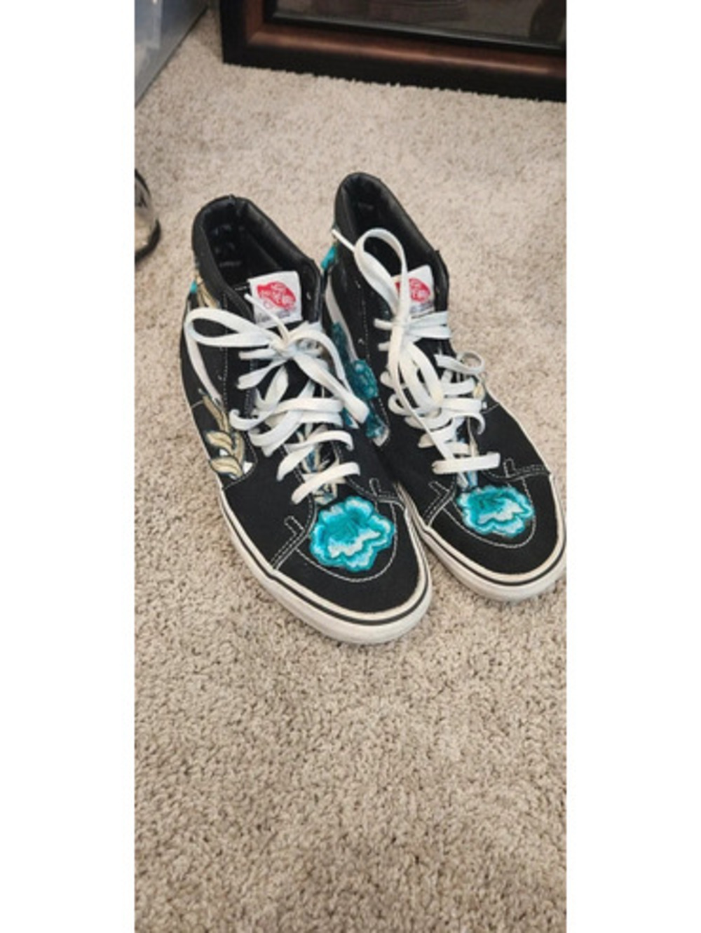 Vans Sk8-Hi Embroidered Floral High Top Sneakers Size Women 10 / Men 8.5